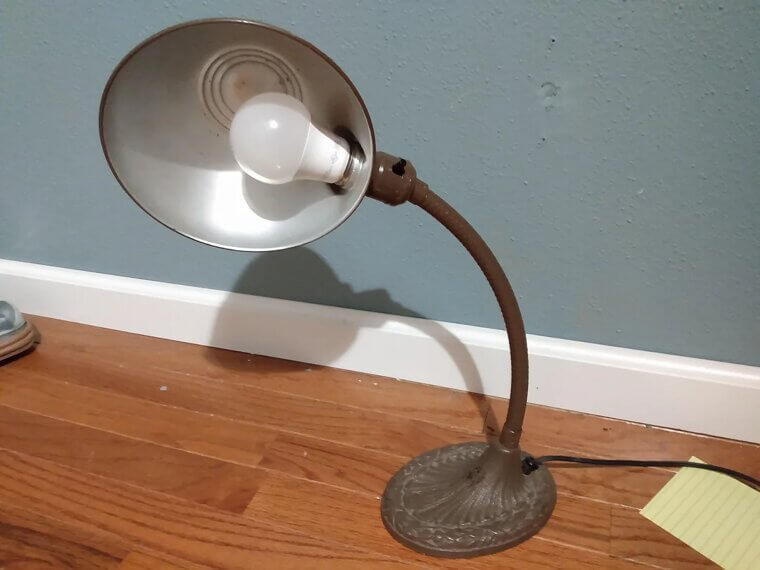 Gooseneck Desk Lamp