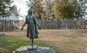 Little-Known Details About the Real-Life Pocahontas