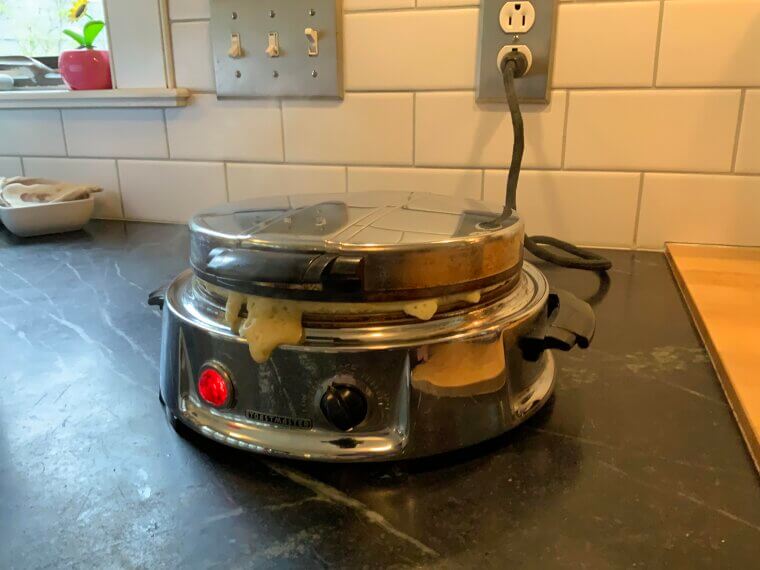 Toastmaster Waffle Iron