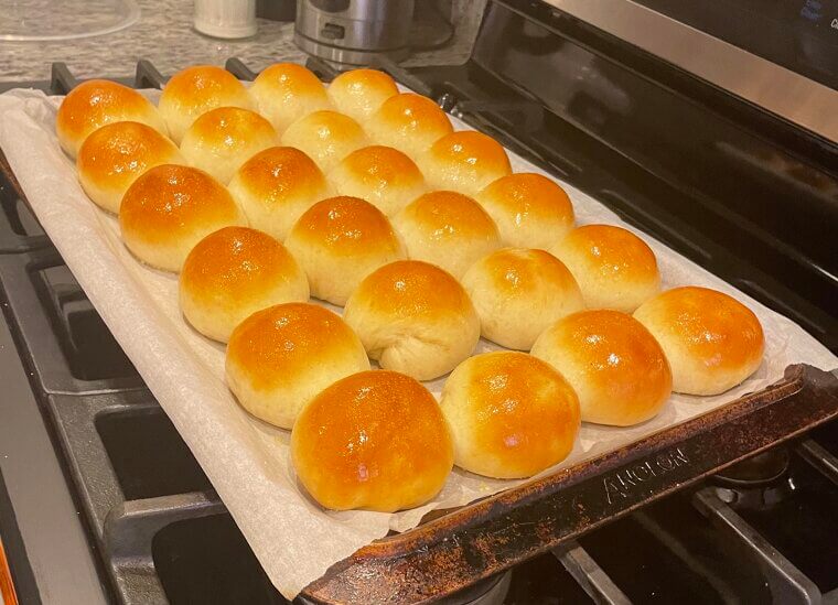 Copycat Texas Roadhouse Rolls