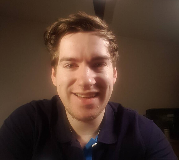 Smettetela Di Ridere Nel Momento Sbagliato