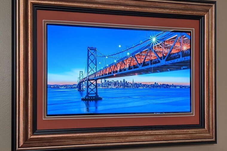 A Digital Picture Frame