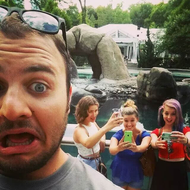 Americans Have a Reputation for Taking Selfies Even When/where It's Not Appropriate