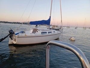 1983 Catalina 25' Sailboat W/ Title & Registration - Bidding