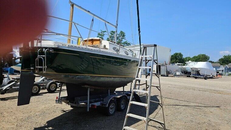 1997 Sovereign 24 Saltwater Fiberglass Daysailer Sailboat Mercury Mariner 8HP 1 - $400