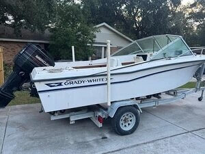 1986 Grady White Tournament 19' Boat W/ Title & Trailer - $122.50