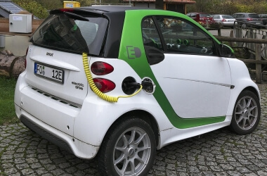 Electric Cars Losing Value Faster Than Expected