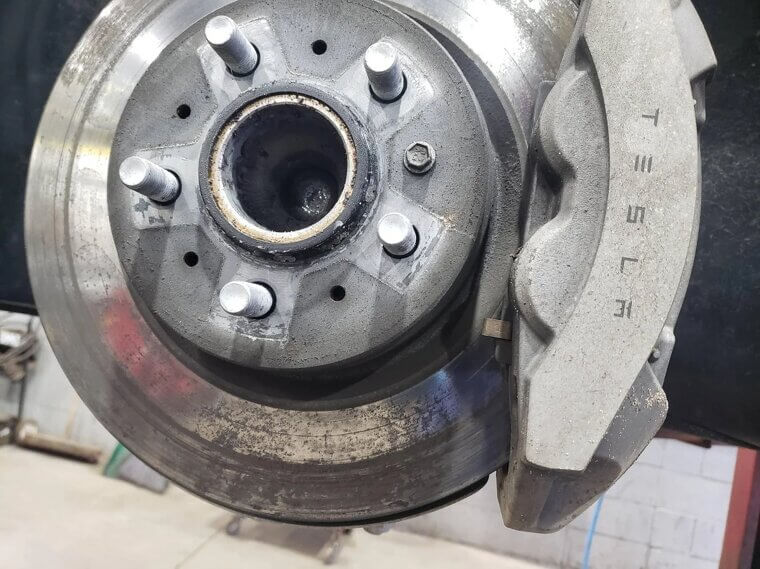 Regenerative Braking Adds Uneven Wear