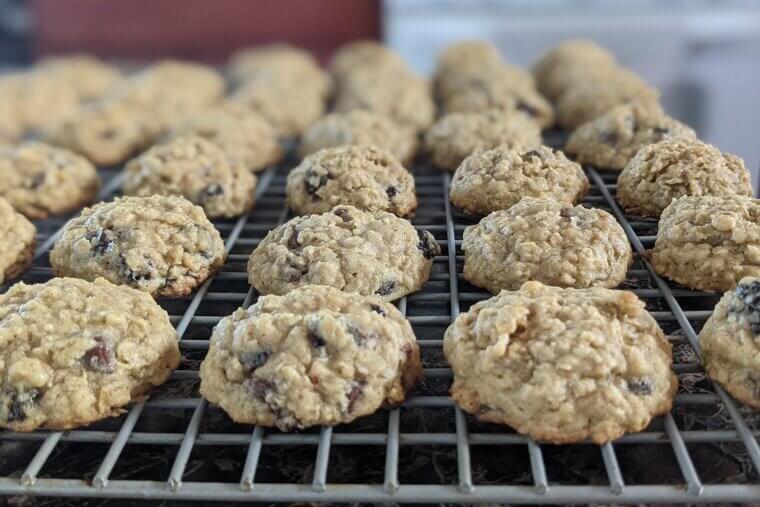 Quaker Vanishing Oatmeal Raisin Cookies