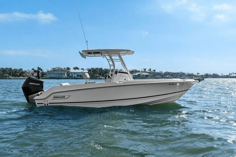 2021 Boston Whaler 230 Outrage