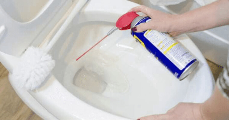 Limpe Os Banheiros Com Ele
