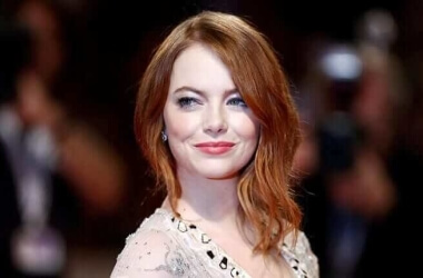 10 Celebrities Rocking Their Real Hair Color