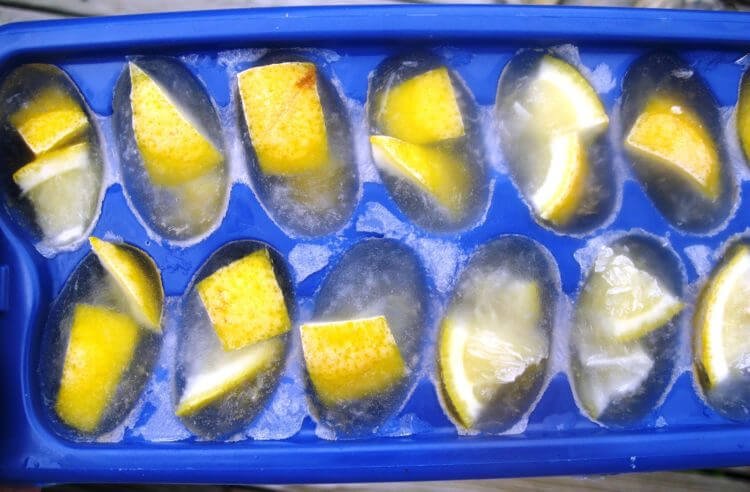 Use Ice Cubes To Clean Your Garbage Disposal
