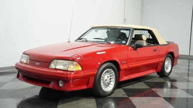 1988 Ford Mustang GT Convertible - $18,995