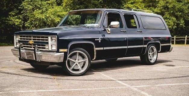 1985 Chevrolet Suburban - $13,500