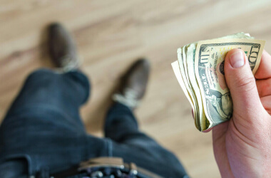 25 Clever Ways To Save Money That Actually Work in 2025
