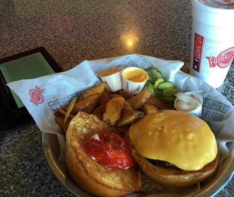 Fuddruckers