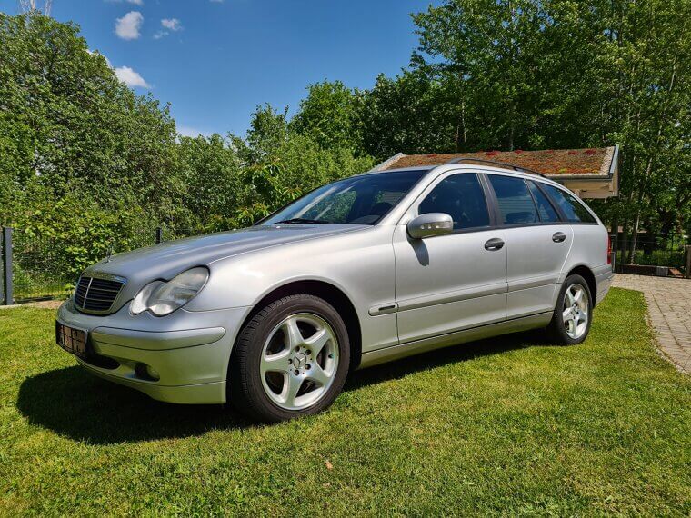 Mercedes‑Benz C‑Class (Early Generations)