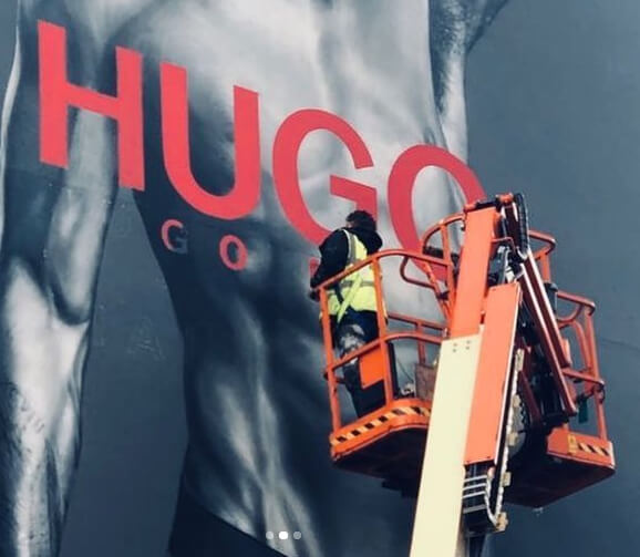 Billboard Installers Outearn Many of Us