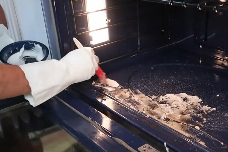 Oven Cleaner