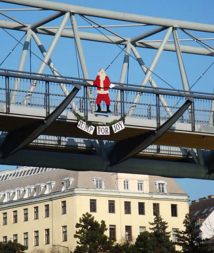Don't Do It Santa, It's Not Worth It!