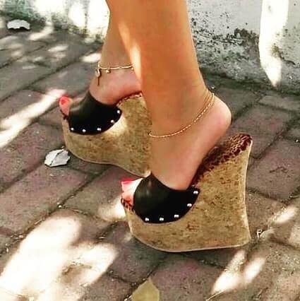 No Cork Shoes And "Bubble Bath" Nails