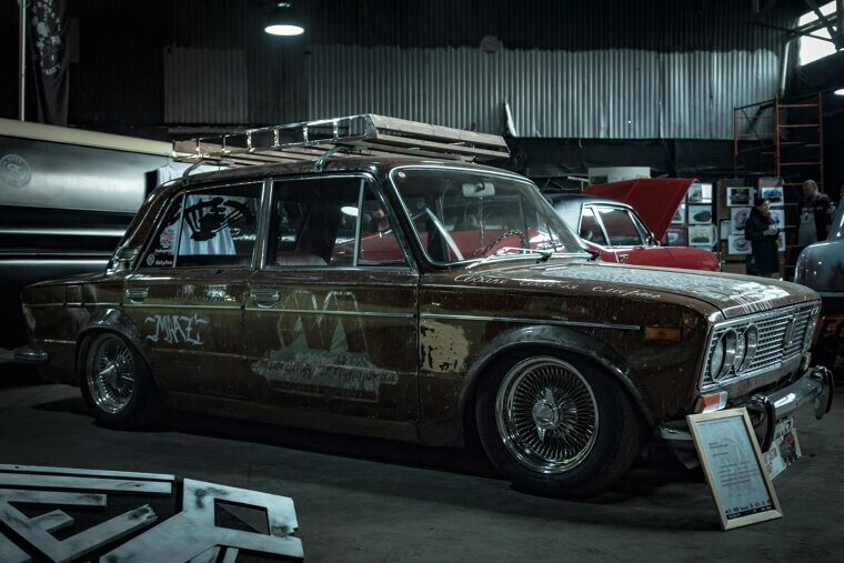 Con: Hard to Customize