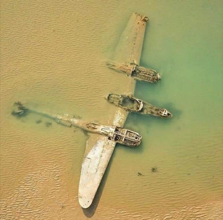 1942 Lockheed P-38 "Lightning" Emerges from the Welsh Coastline After 65 Years, 2007