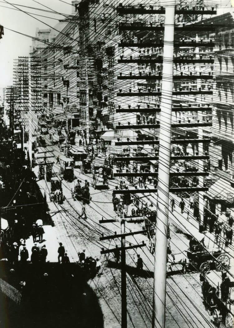 Manhattan's New Telephone Line Network, 1887