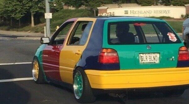 La voiture parfaite pour un daltonien