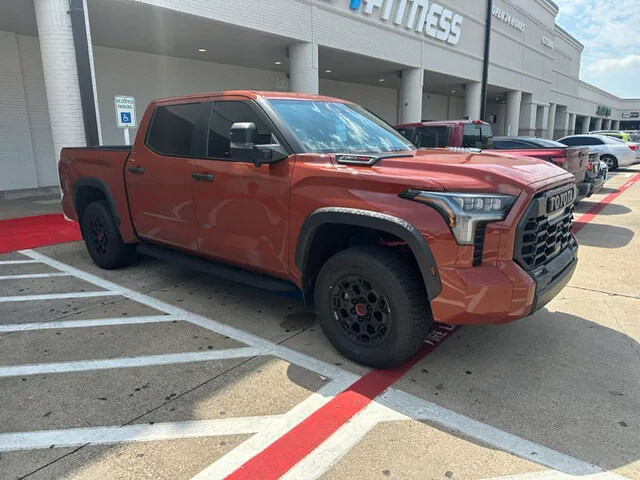 ​Toyota Tundra Capstone