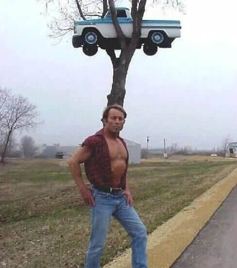 Comment Cette Voiture Est Arrivée Là ?
