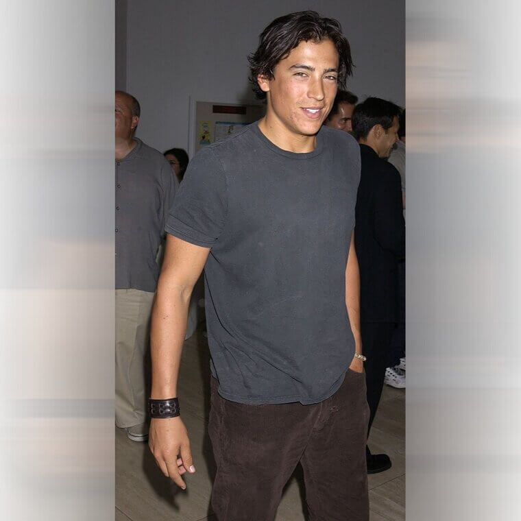 Andrew Keegan