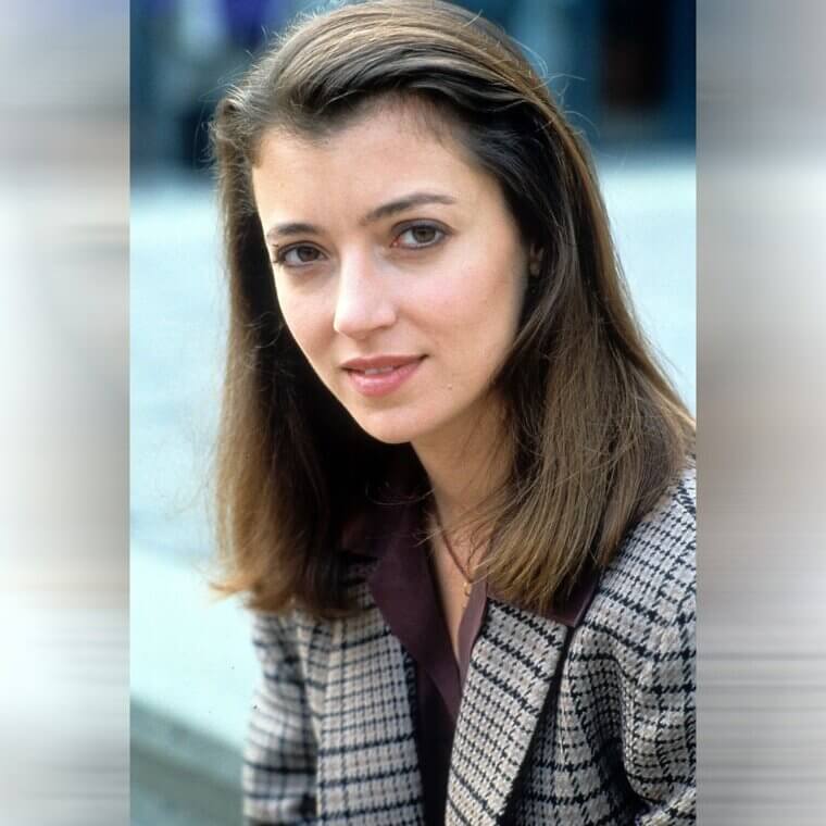 Mia Sara