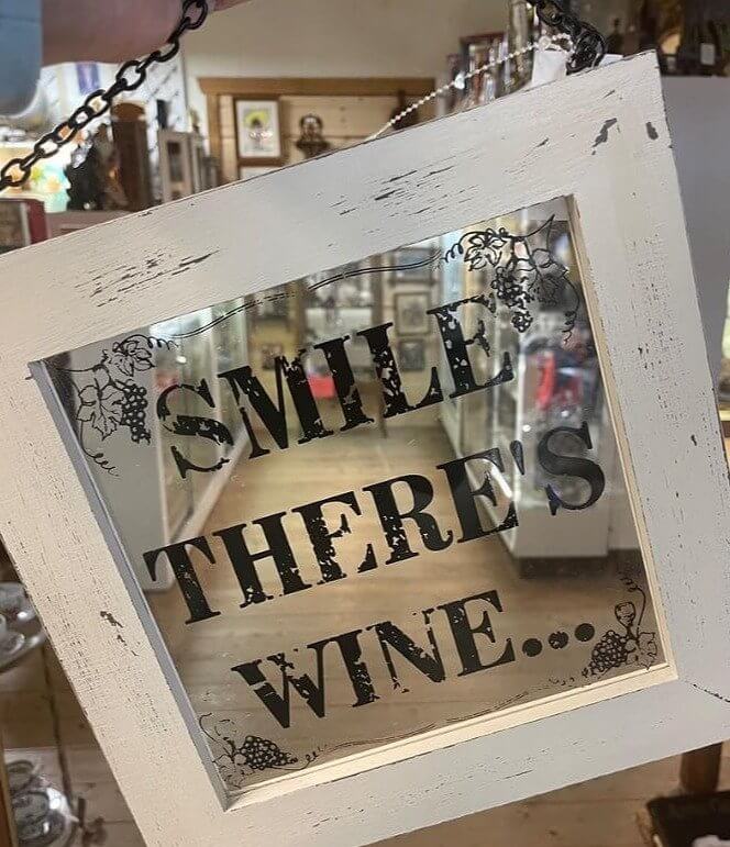 Wine-Themed Decorations