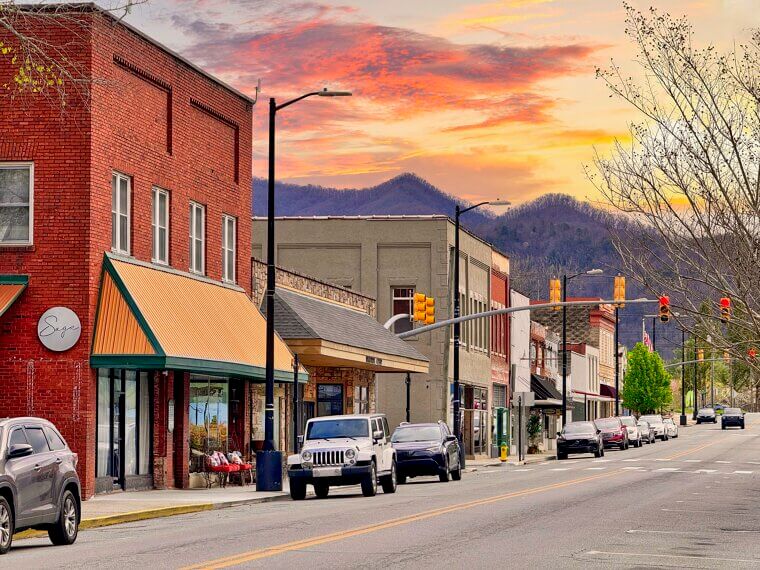 25. North Carolina: Balanced Living With Growing Popularity (