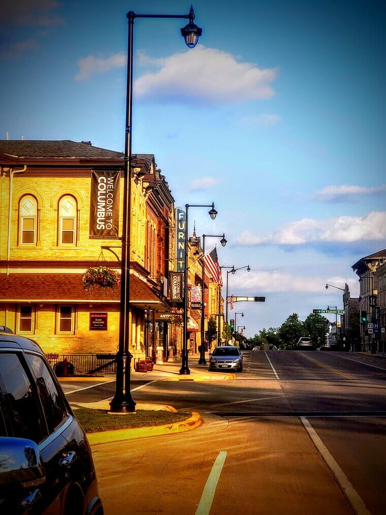 9. Wisconsin: Strong Community Feel With Seasonal Challenges