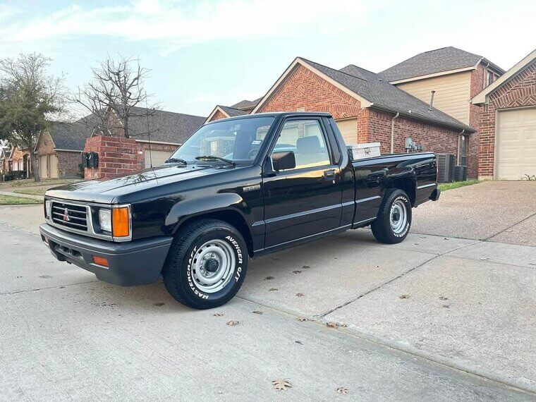 1996 Mitsubishi Mighty Max