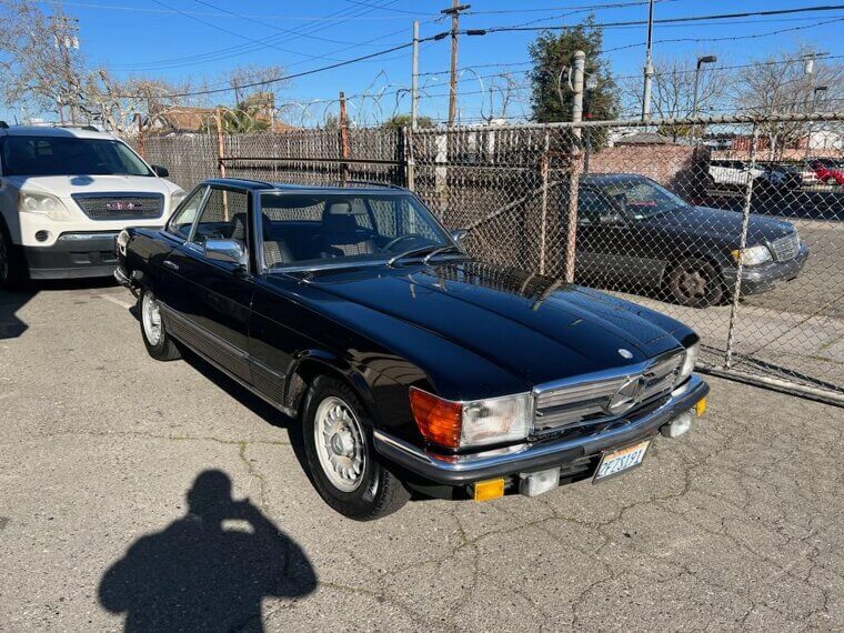 Mercedes-Benz 280SL (R107)