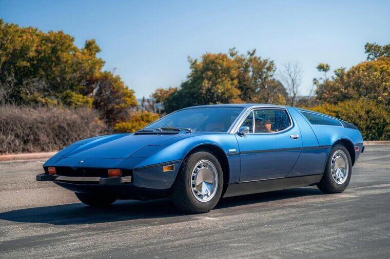 Maserati Bora