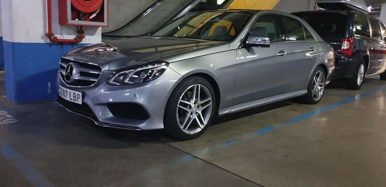 Mercedes-Benz E300 BlueTEC Hybrid