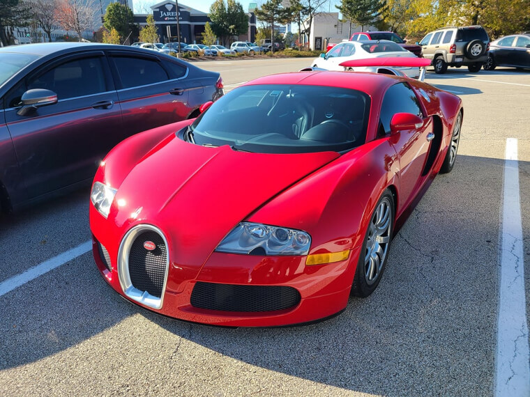 Bugatti Veyron (2005)