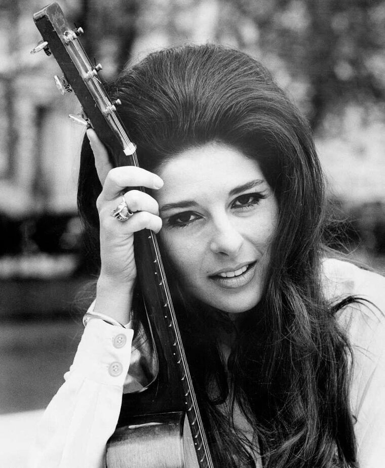 Bobbie Gentry Vanished to Pursue a Strictly Private Existence