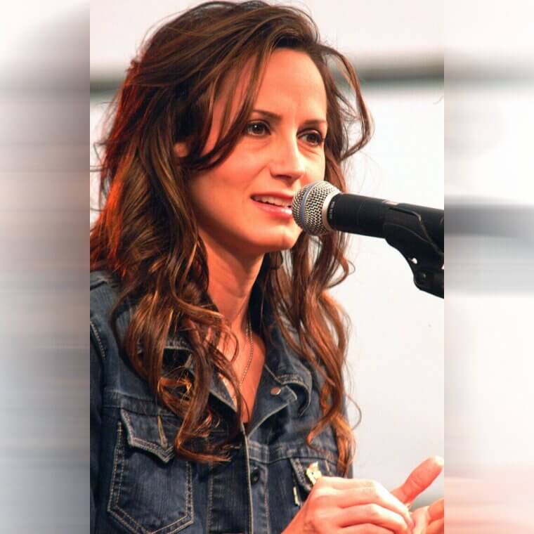 Chely Wright Abandoned the Mainstream Machine for Advocacy Work