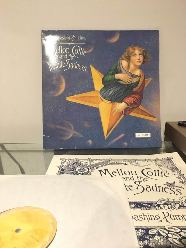 The Smashing Pumpkins, Mellon Collie and the Infinite Sadness, 1995, Touring Tragedies And Unexplained Live Disasters