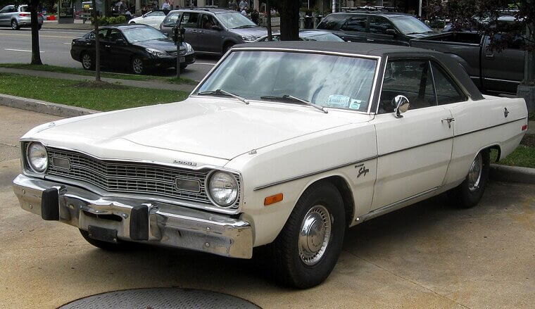 Dodge Dart Swinger (1970-1976)
