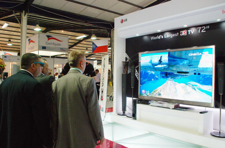 Who Thought 3D TVs Were A Good Idea?