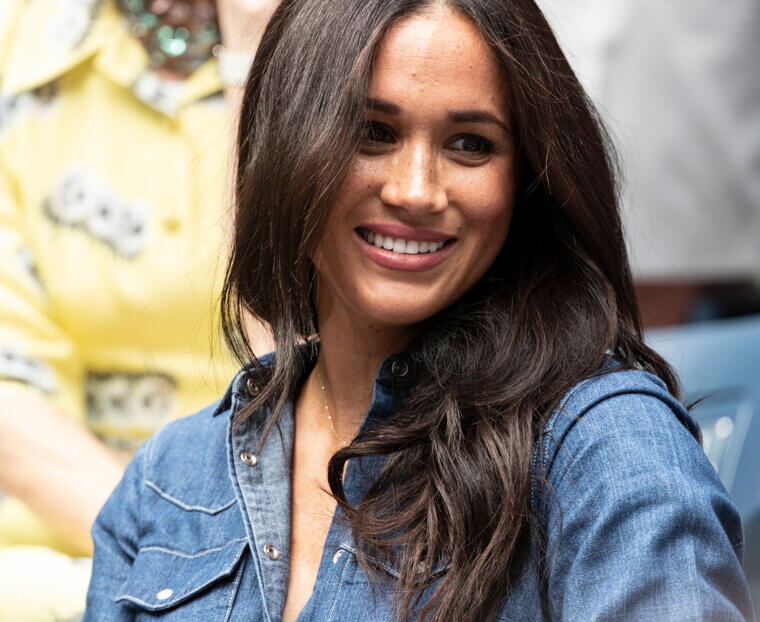 Meghan Markle Practices Calligraphy