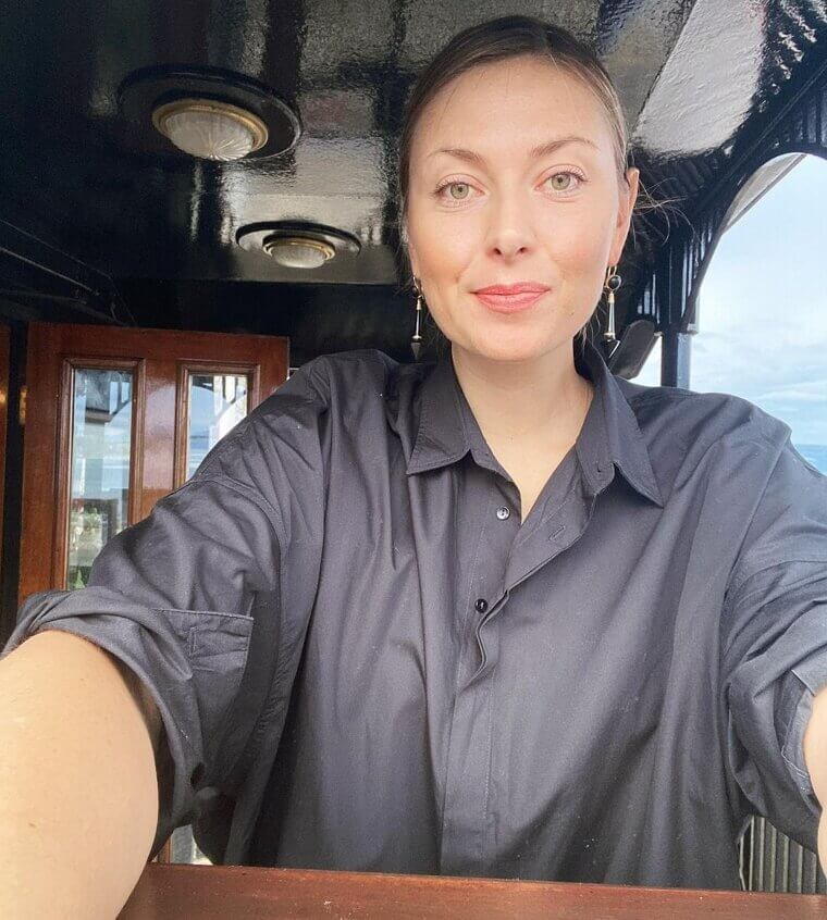 Maria Sharapova Dances Jazz