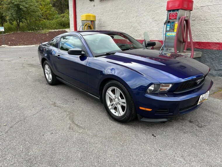 2011 Ford Mustang V6